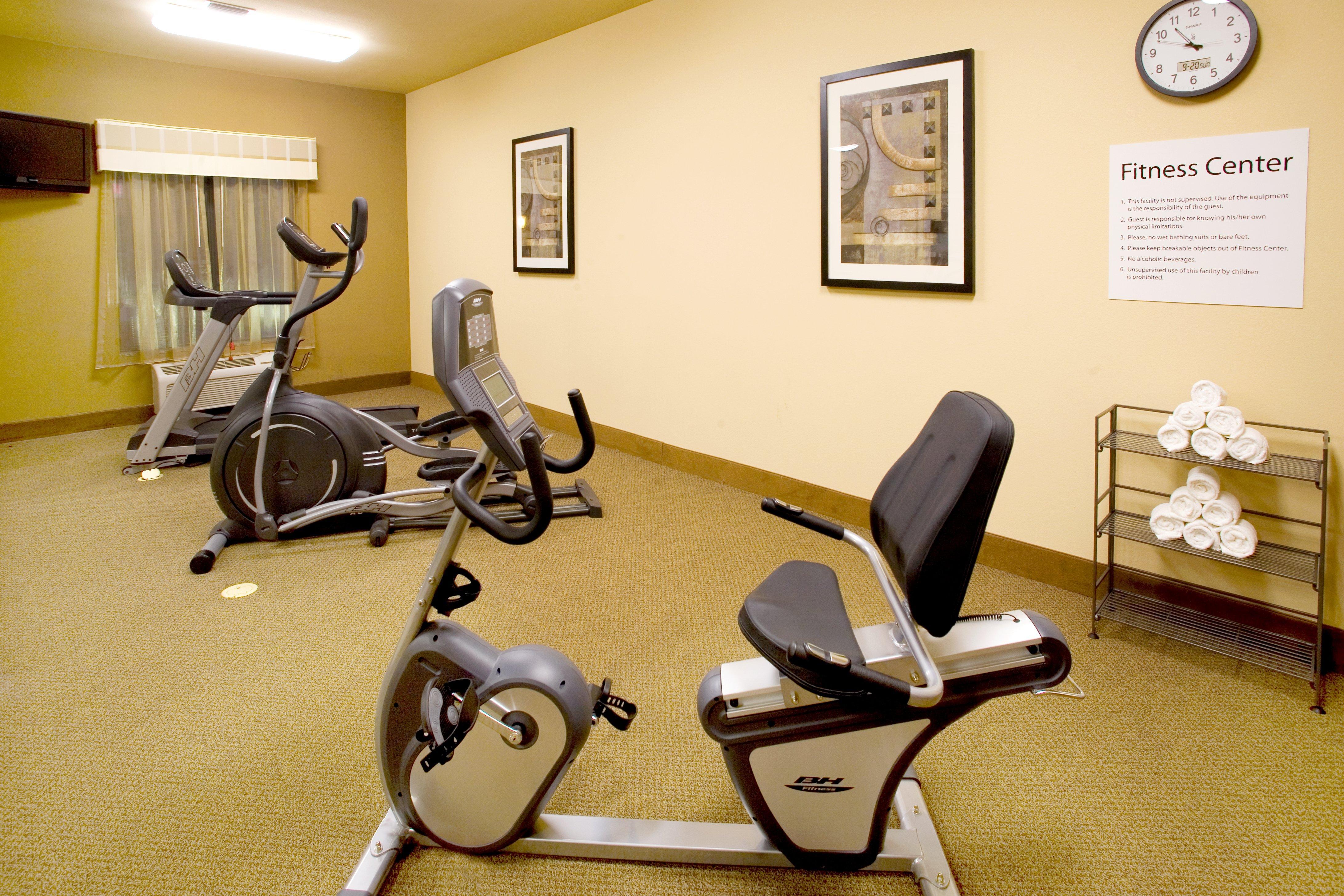 Holiday Inn Express And Suites Beeville By Ihg Экстерьер фото